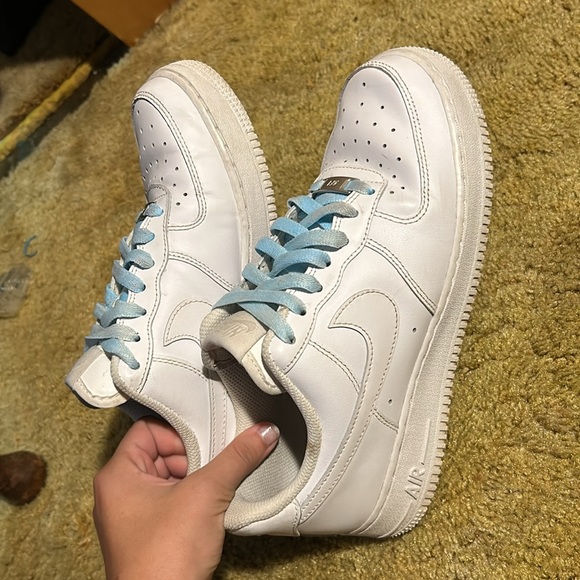 Women’s Air Forces🩵 Size 8! - Picture 6 of 6
